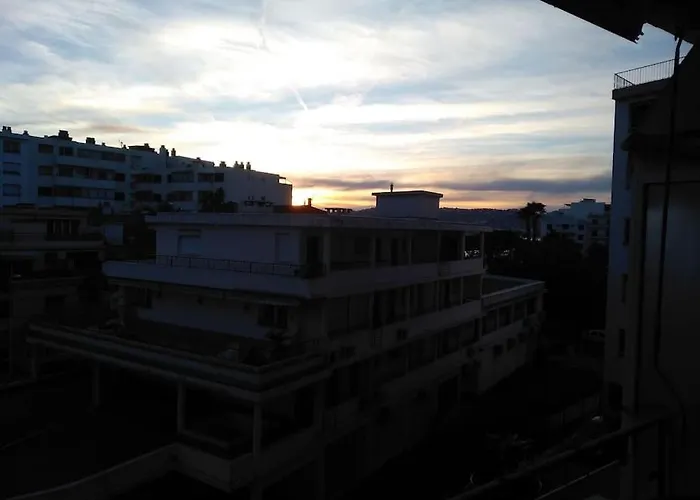 Apartamento Neuf Climatise Au Coeur De Juan-les-pins